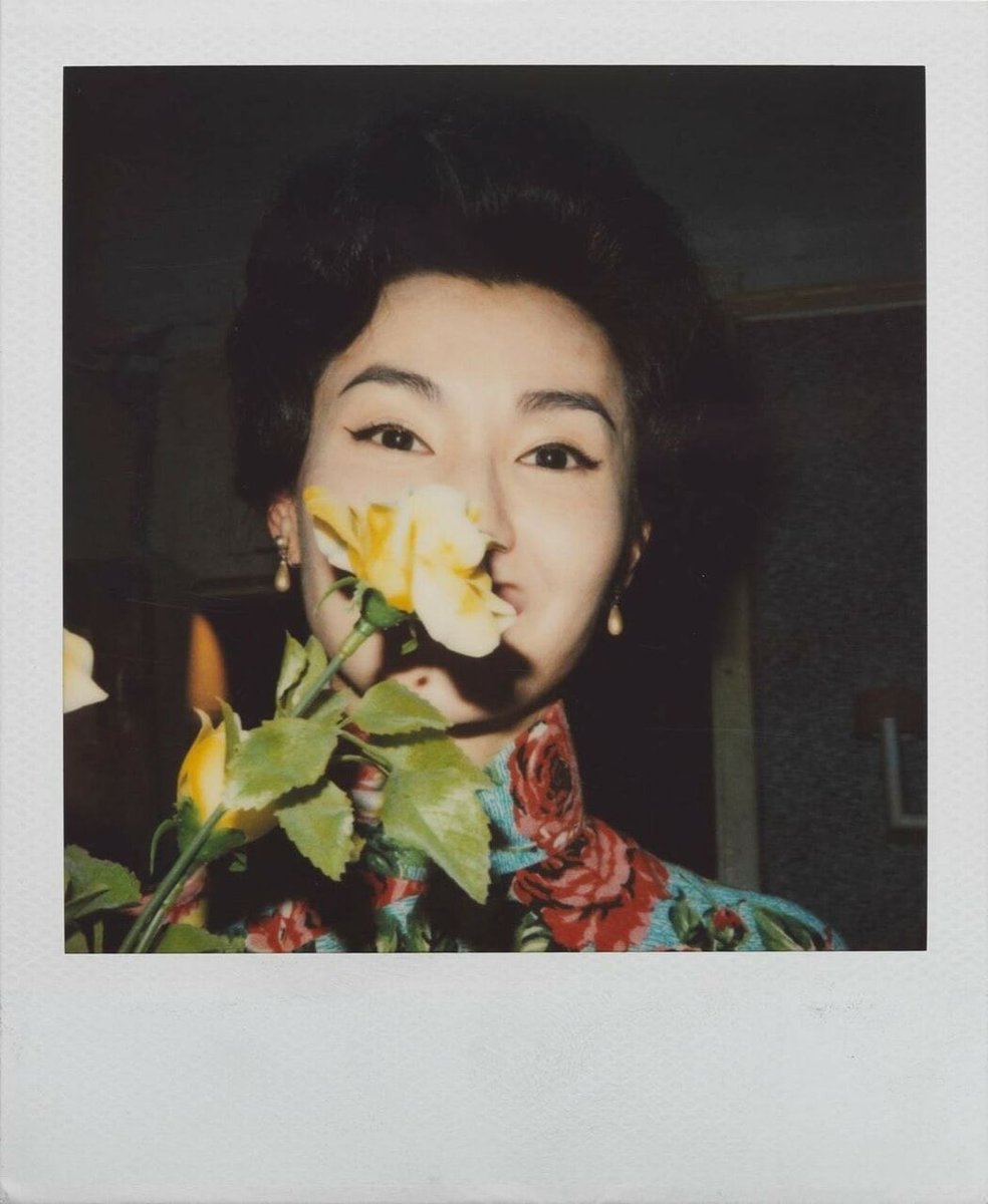 _laiapuig_'s tweet photo. Polaroids de Maggie Cheung &amp; Tony Leung a "In the mood for love" (Wong Kar-wai, 2000). https://t.co/uP28D8AxT3