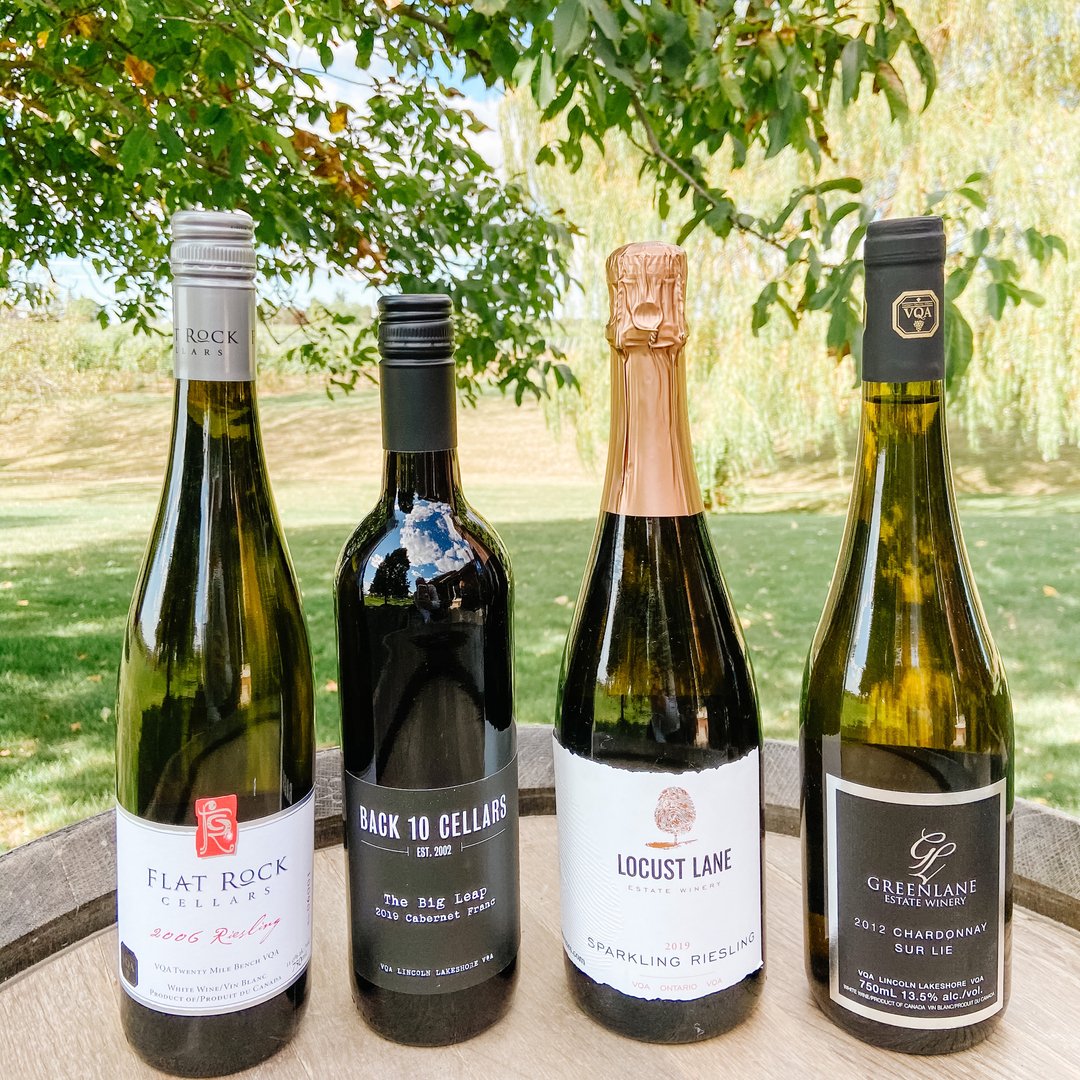 Another Sold Out Saturday in Wine Country! Let’s enjoy the official last weekend of Summer sipping on some of Niagara’s finest 🥂

Be sure to book your weekend tours early to avoid missing out.  Here are a few of our Bench Favs to get you thinking, where do you want to visi