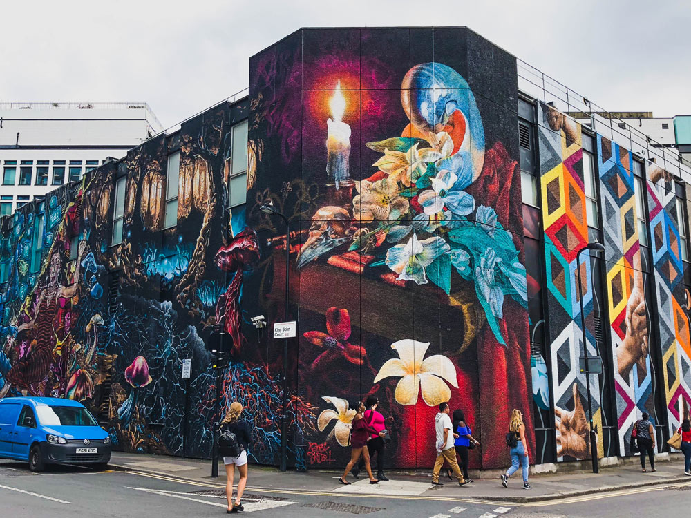 10 of the best places to catch #streetart in #London, thanks to <a href="/The_Zarina/">Dutch Girl in London</a>! #StreetArtUK #StreetArtists prfr.io/2QYshbc