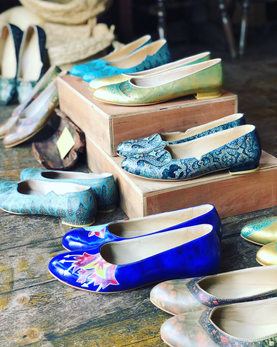 RandHUK's tweet photo. Good shoes take you good places ๐คฉ #handpainted #persianart #randh #15richmondhill #richmond #shoes #handmadeshoes #diffrent #fun #persia https://t.co/WD1qK3GWxB