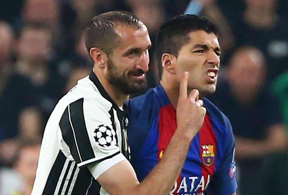 #عاجل| التحرير| #بيرلو يحسم الجدل حول حقيقية رحيل #سواريز لـ #يوفنتوس

للمزيد.. bit.ly/2FM52yZ