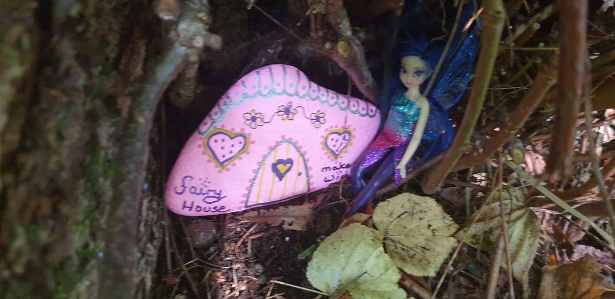 Bellahouston Park Fairy Trail tweet media