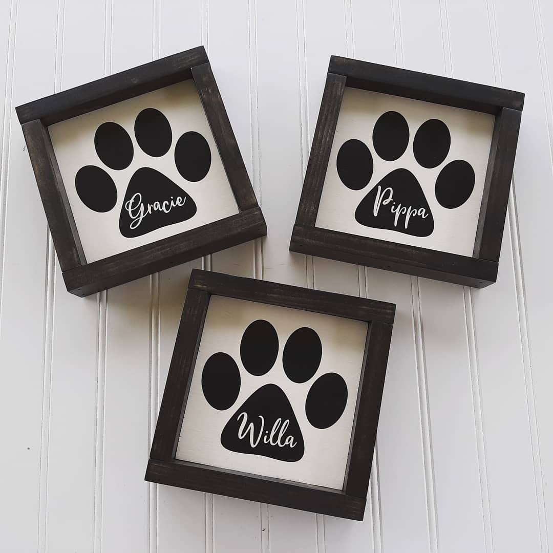Studio26Designs's tweet photo. Sent this sweet little set out in June. I love these small pet signs 🥰🐶 🙀
.
.
. 
#studio26designco #custom #personalized #homedecor #fatetx #itsfate https://t.co/B5fFUhRfAA