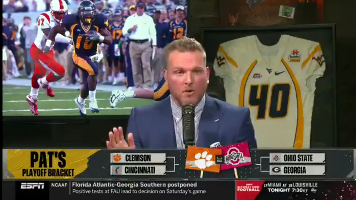 CincyProblems's tweet image. Today on @CollegeGameDay, @PatMcAfeeShow picked the &quot;State of Cincinnati” to make the College Football Playoffs. 🔴⚫🏈 #BEARCATS