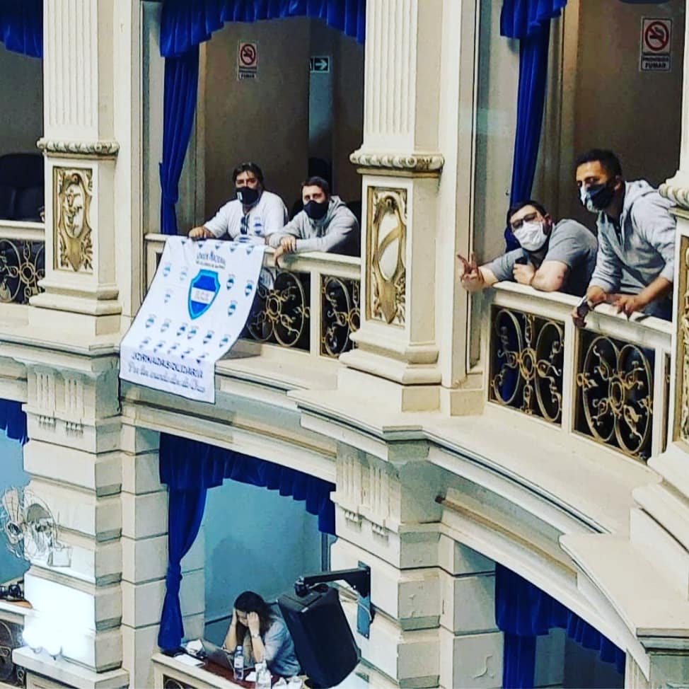 JavierG1285's tweet photo. Junto a @marinalesci y @jonathanfrisa acompañamos al Diputado @mojatignanelli y festejamos la aprobacion de la Ley de Asociaciones Civiles que beneficiara a muchisimas entidades sociales, incluido los Clubes, barrera de contencion importantisima para toda la Sociedad.

Gracias !! https://t.co/P3Ku9CqMob