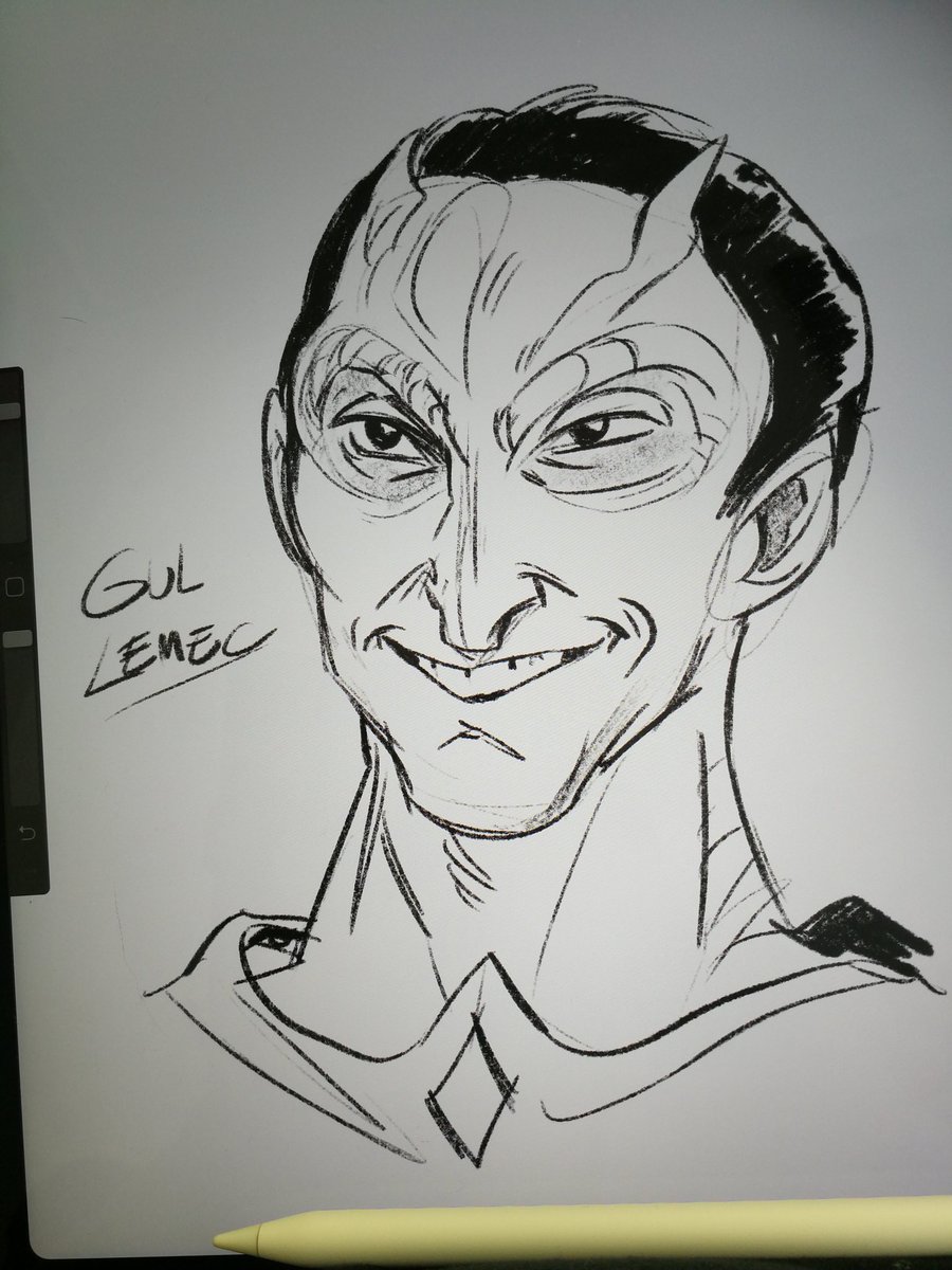 This slinky ass Cardassian from #Startrek #TNG 