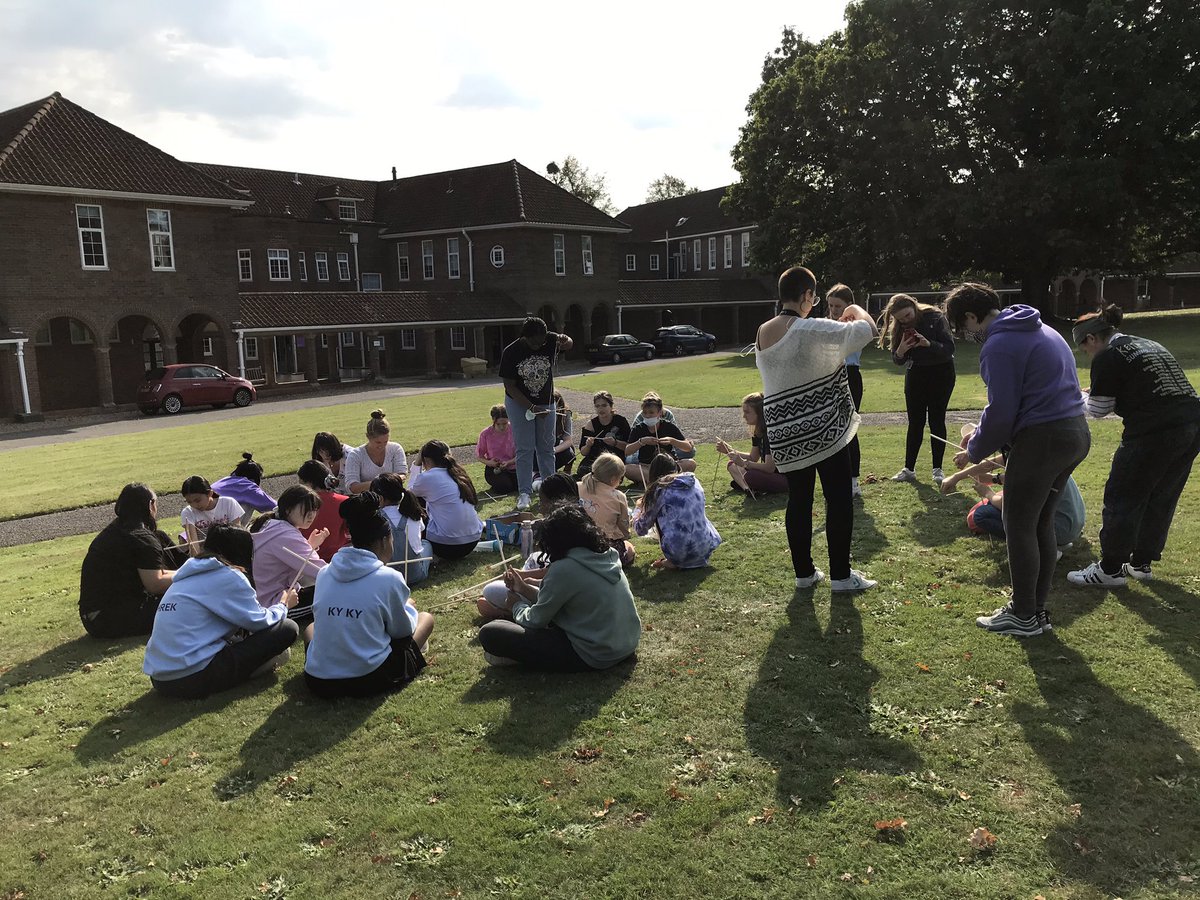 rmsboarders's tweet photo. Letโs go fly a kite! RMS Boarders building kites on the Garth. An afternoon of fun and laughter. #iloveboarding #rmsboarding https://t.co/6awBAgrNI5