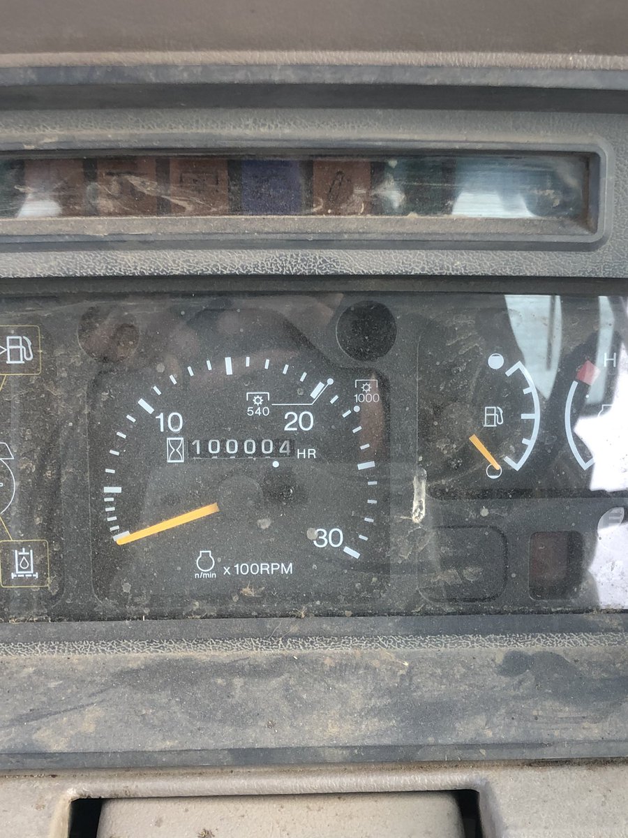 #kubota#kubotacanada#edmontonkubota M120 just rolled over 10,000hrs. A loader tractor on a beef farm from day one! Maybe I can get a kubota hat! Ha!