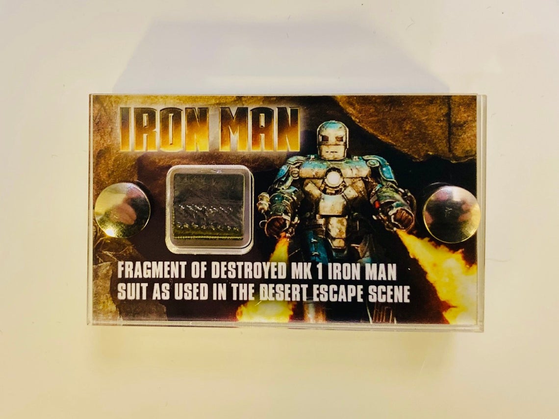 MovieReliquary's tweet image. Iron Man Mk1 Destroyed Suit Fragment Mini Display
This is a fragment from the desert scene where the Mk1 Iron Man suit gets destroyed, the mini display measures 70mm x 40mm #IronMan #SuitFragment #MiniDisplay
etsy.me/33gdhek