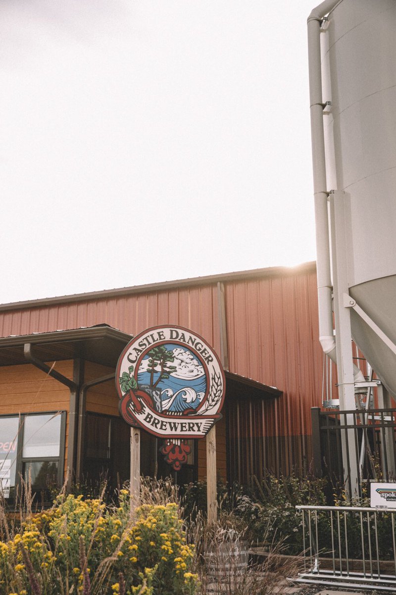 North Shore’s finest.

Small Batch No. 27 and 28 available soon at the Castle Danger Taproom. 🍻