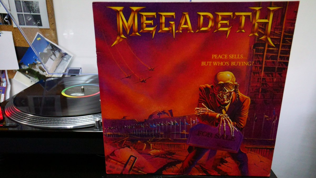monarquicr's tweet image. Un 19 de setiembre, pero de 1986 Megadeth publicó su 2do álbum: Peace Sells... But Who's Buying? La portada fue diseñada por Ed Repka. Esta fue la última grabación de Gar Samuelson con la banda. #BadOmen #WakeUpDead #MyLastWords #TheConjuring #vinylrecords #vinylcollection