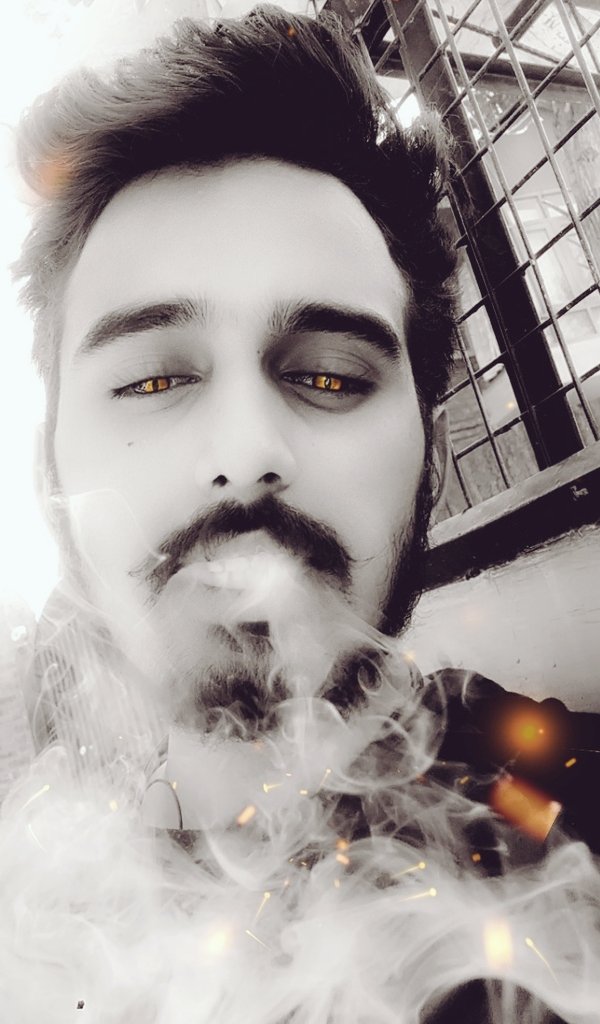 haseeb4726's tweet photo. Come Back Once And Feel My Pain
Know Why In Standing Alone In Rain
I'll Keep Grinding My Vibe And You Can't Refrain
There's Just Smoke In My Heart And Weed In My Brain, 🖤🤍🍁😈
#bfairity #ghazihaseeb #bfairkash #depression #CannabisCommunity https://t.co/uLMQYs1Osa