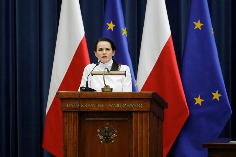 Reuters's tweet photo. Belarus warns EU against inviting Lukashenko's rival to meeting https://t.co/3sB363AeZ3 https://t.co/Yg5QRDSCuR