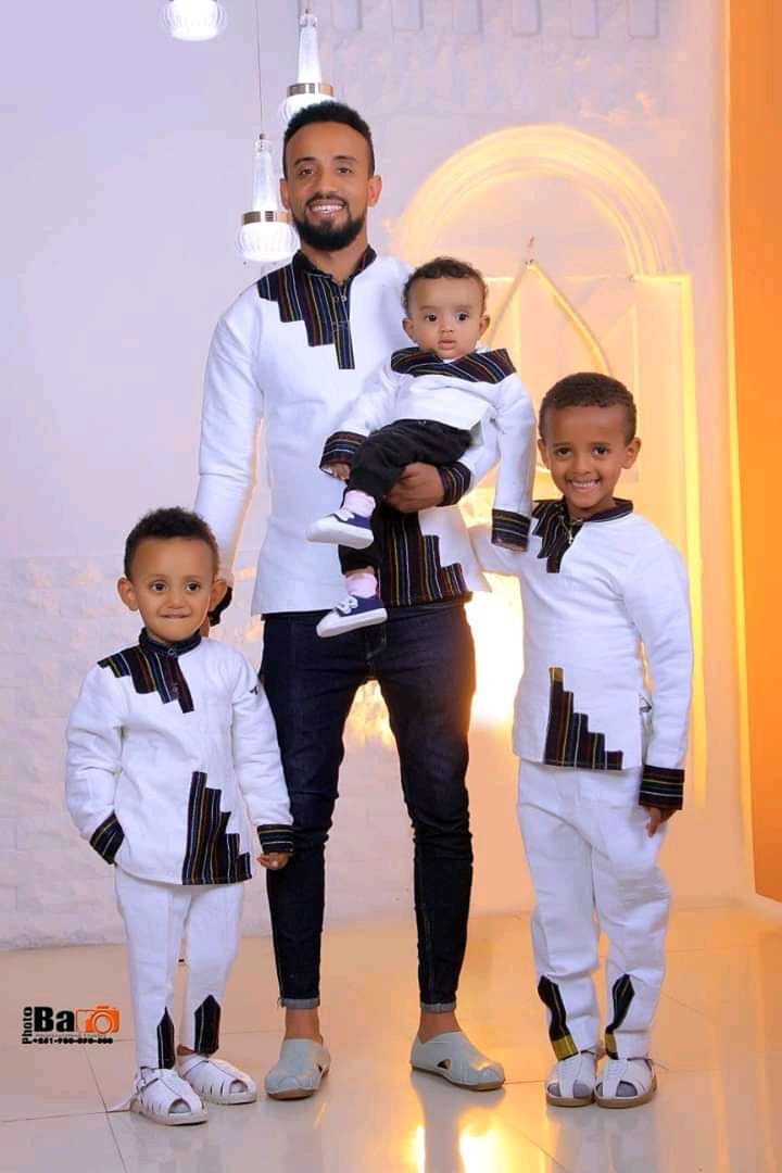 BGenale's tweet image. On #Erecha-Festival. #In2020 , Among "Oromoo Nation"  In Ethiopia /Africa : My Best choice  Traditional Clothe ! wear on Ereche Festival  celebration  day in Addis Abeba (Finfine) Capital  city ofthe African  continent .