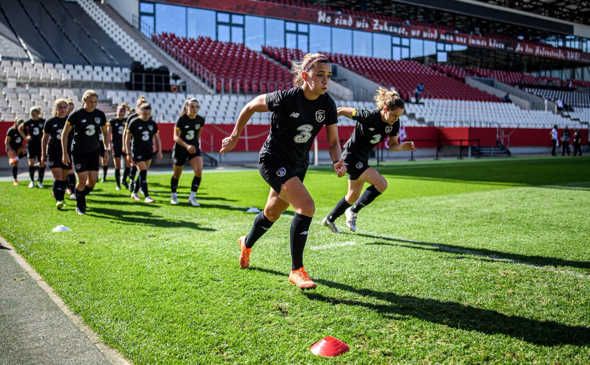 sseairtricity's tweet photo. Great effort from the #IRLWNT today 👏 Small steps that will go down in history ☘️
#ThisIsGenerationGreen #SmallSteps #COYGIG @FAIWomen #GERIRL https://t.co/8iJiCqOVbJ