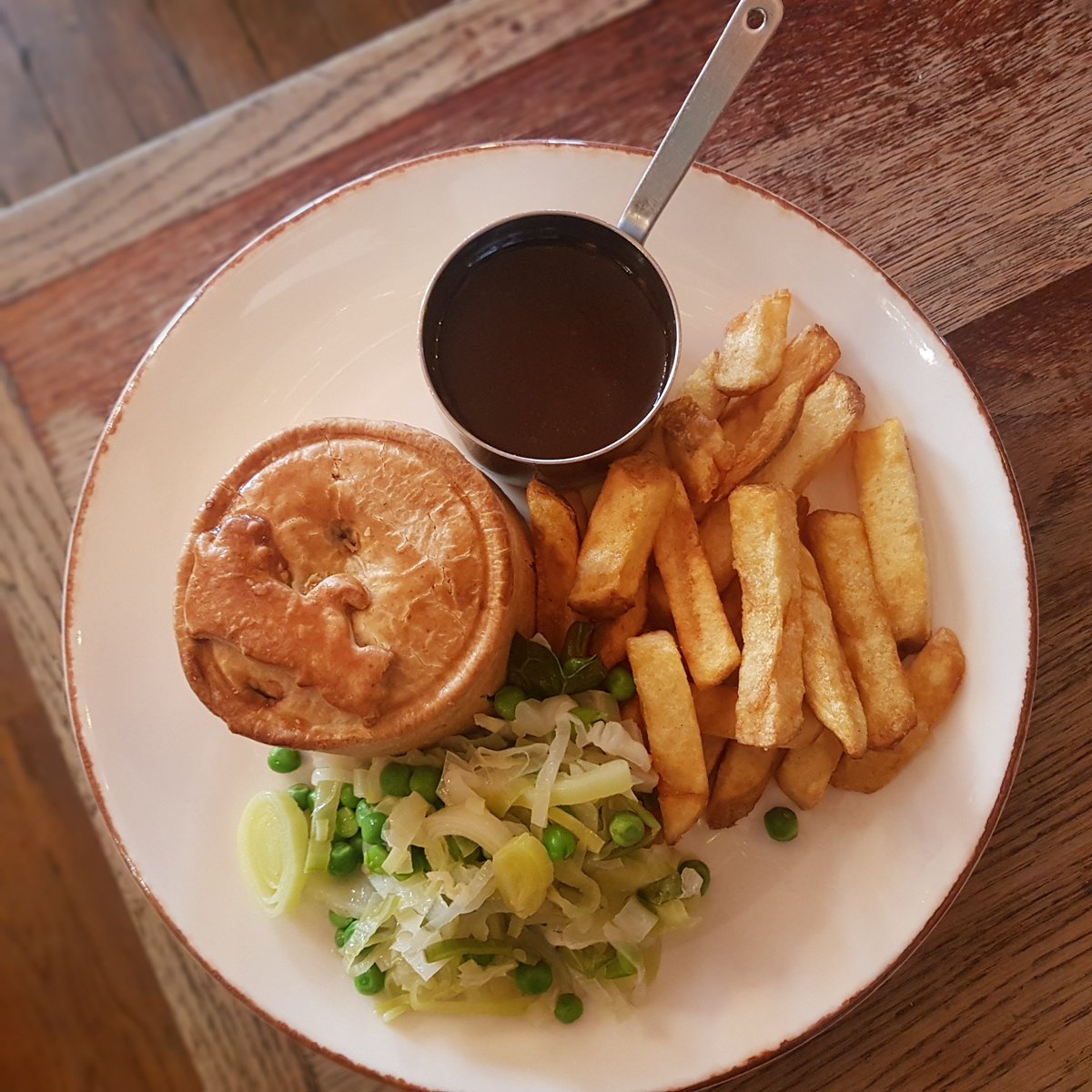 Hung Drawn & Quartered tweet media