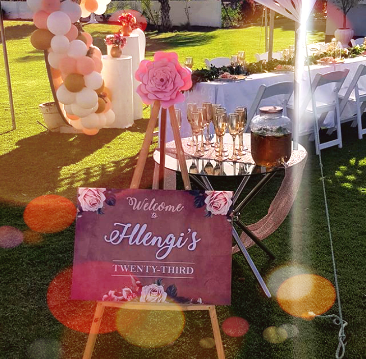 batsiraimahoso's tweet photo. Event Banners
____________________
Orders https://t.co/6opDPgZGLT
#sleek #sleekmediazim #keepitsleek
#graphicdesign #largeformat #banner
#advertising #branding
@retweet263 @zimadverts @zimboAds
@AmTheRetweeter @JereraOnline @MuhachaC @ZWAdvertise https://t.co/NhdLrhBo3V