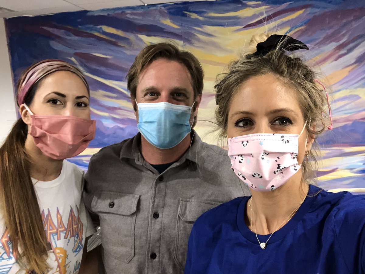 StewartSchoolGC's tweet photo. We love you Mrs. Pashayan!!!  Mrs. P and her sister  assisting George to the Rescue at North Shore Hospital painting a Lavender Room.  It is going to be a serene hang out for all the nurses and doctors to come and relax! https://t.co/iVpIBW2Cr5