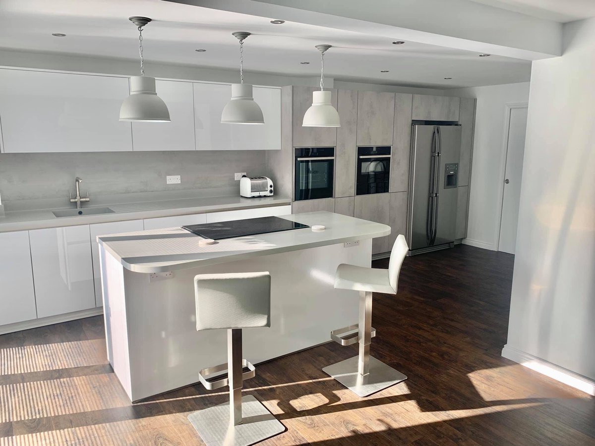 RegalKitchens1's tweet photo. We have just finished this incredible kitchen in #Rayleigh for very happy Mr&Mrs J.
#Schuller furniture, @NEFFHomeUK appliances, @coriandesign worktops, 3in1 tap @InSinkErator, storage solutions from @HafeleUK https://t.co/rctCQzIFrU
#whereclientisking @InHouseLtd #MyNeffKitchen https://t.co/vd6wbOnehn