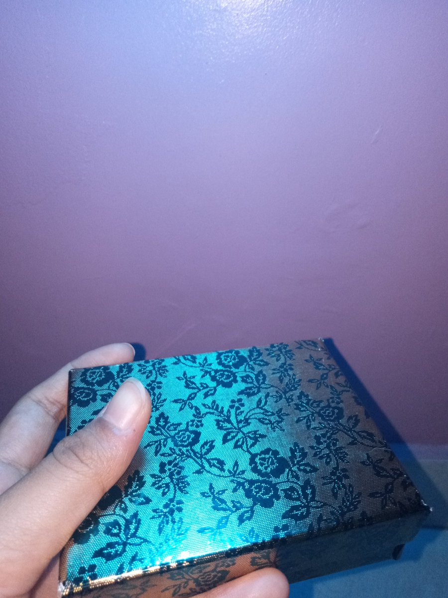 vantehyungg's tweet photo. I also have a time capsule, and I will open it together with the Bangtan capsule.
Semoga selalu sehat dan panjang umur. 
Sampai bertemu di 2039:)

#BangtanSonyeondan https://t.co/zCxjC8G8j0