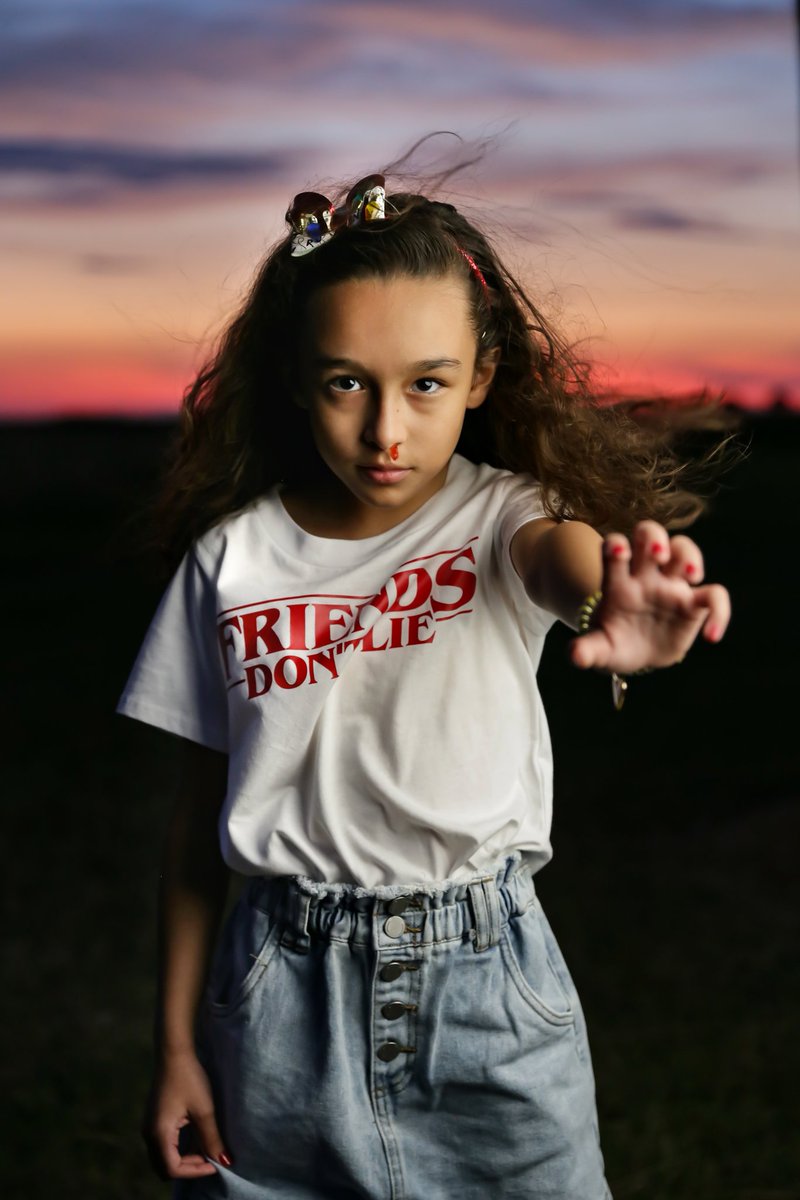 Stanger things birthday session! #friendsdontlie #strangerthings