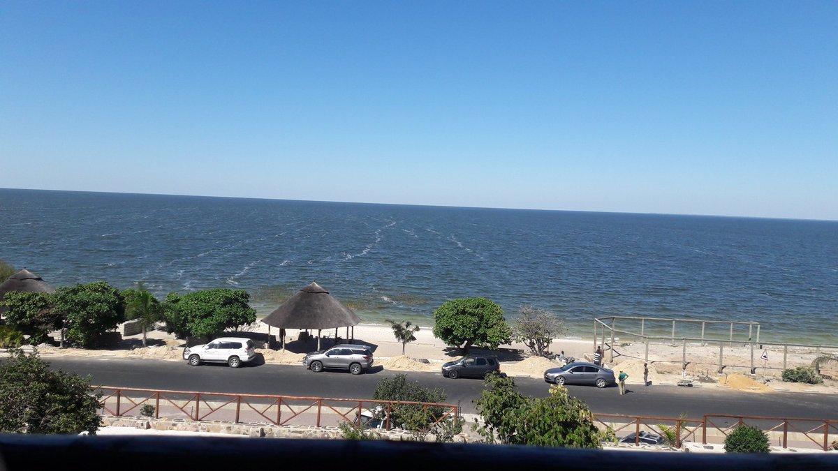 TravelSouthern1's tweet photo. Landlocked with beach. Zambia, Samfya is beautiful https://t.co/GjAXEmgvfj