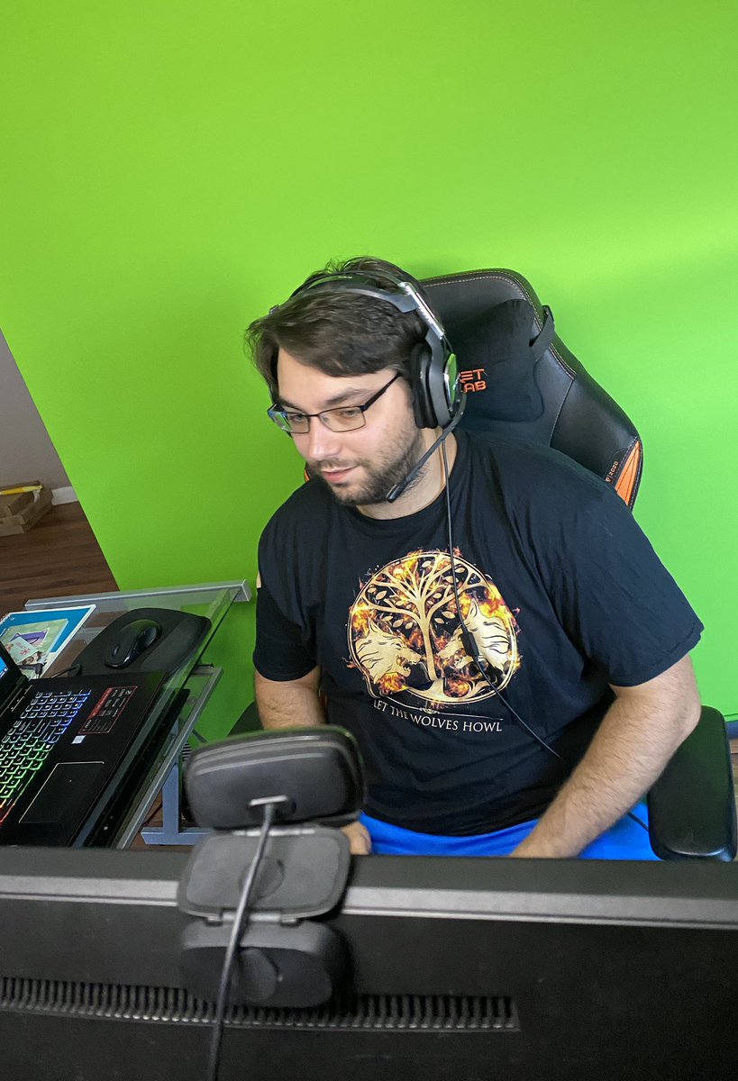 Bamattack15's tweet image. When your fiancé is taking over your channel for a couple hours! He’s going to be streaming a tournament. If you guys want to watch from 6-9. (He may stream some practice runs before also! Twitch.com/Bamattacks