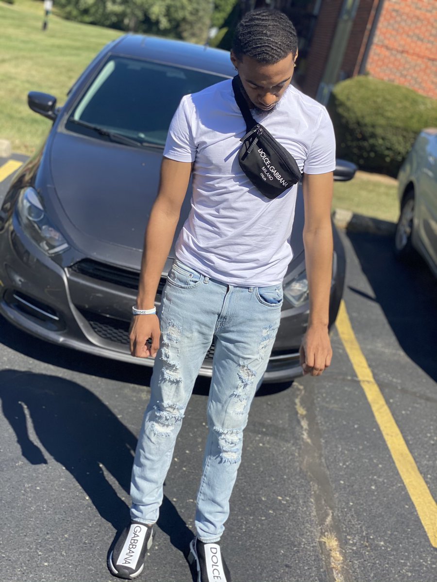 810SIXX's tweet photo. Youngin from the trenches....🤧 https://t.co/kXS3UPMiOD