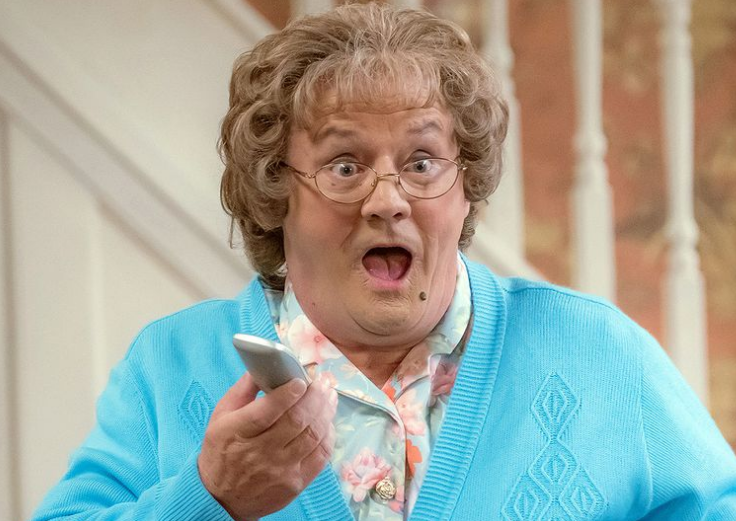 MirrorWorldNews's tweet photo. EXCLUSIVE Mrs Brown's Boys could return at Christmas to spread some festive cheer  https://t.co/ymd9LlUDtK https://t.co/nVBlQsK2u4