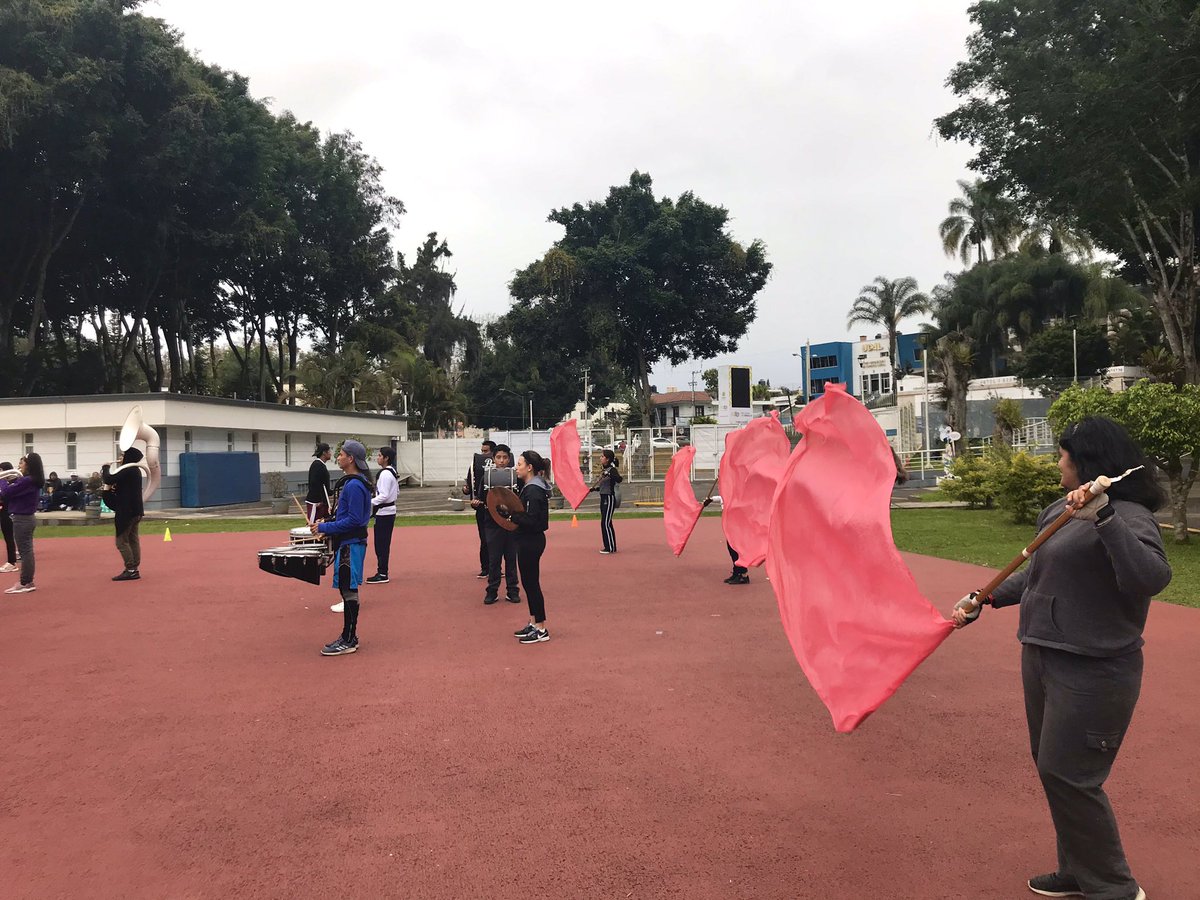 Halconesmbmex's tweet photo. Sábado sin Marching no es sábado 🎵

#OrgulloHalcón #Xalapa #MarchingBand #ColorGuard #Marchingpercussion #YoSoyHalcón https://t.co/bItY6yqn8P