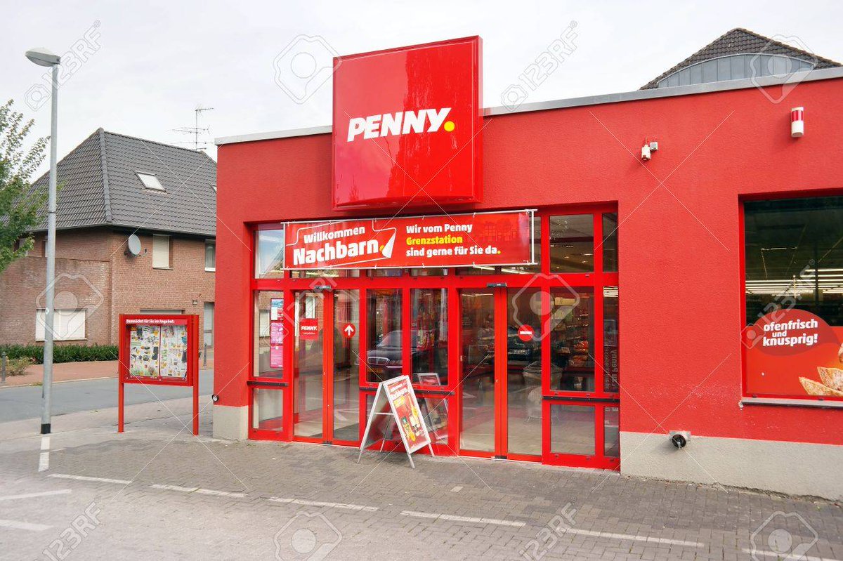 FranckTerras's tweet photo. Dimanche matin, on allait à la messe pour rester dans les clous de la bienséance. Aujourd'hui on va au supermarché. Celui-ci a décidé de prêcher la consom'action | Sur Info Durable : un supermarché allemand affiche le vrai prix des produits". #marcheruche https://t.co/VfcVGnOn1T https://t.co/0NjpTkXYoz