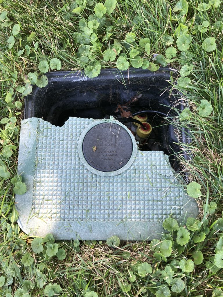 AaronHowson's tweet photo. @bellcanada, can you help me identify where to get a replacement for this? A call in May and talking to a technician in July has warranted nothing but frustration. https://t.co/VzVeWzJ4bZ