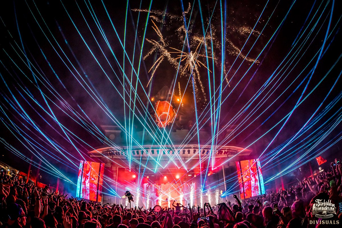 FKMusicFest's tweet photo. RT if you’re ready for some big FKMF announcements 🏰👁‍🗨🐉 

THE KINGDOM RETURNS, 2021. https://t.co/Vmf2FdZlCo
