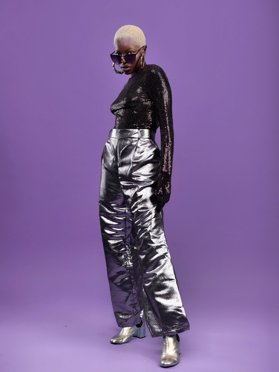 suzzaannah's tweet image. Hi 👋
My name is Sue and I'm a model based in Nairobi, Kenya. 
Here are a few pictures off a recent project with @amu_kay_photography over on insta. 
Edits and Retouch by me 😊.