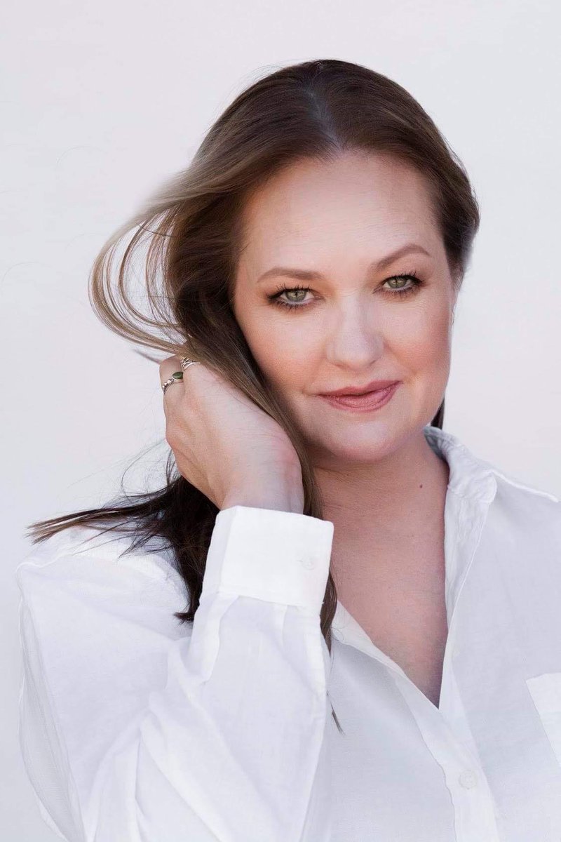 FBToc's tweet photo. Contemporary Master Class with Krista King-Doherty - Saturday, September 26, 2020 https://t.co/tfzq6RYhxQ https://t.co/o8wB4NQWx0