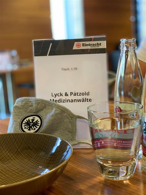 Die <a href="/Eintracht/">Eintracht Frankfurt</a> war heute recht.sportlich und wir waren natürlich dabei. Endlich wieder... Wir sind immer parteiisch. Normal für unsere Mandanten. Und an Spieltage für die #SGE. ⚫⚪🔴⚽