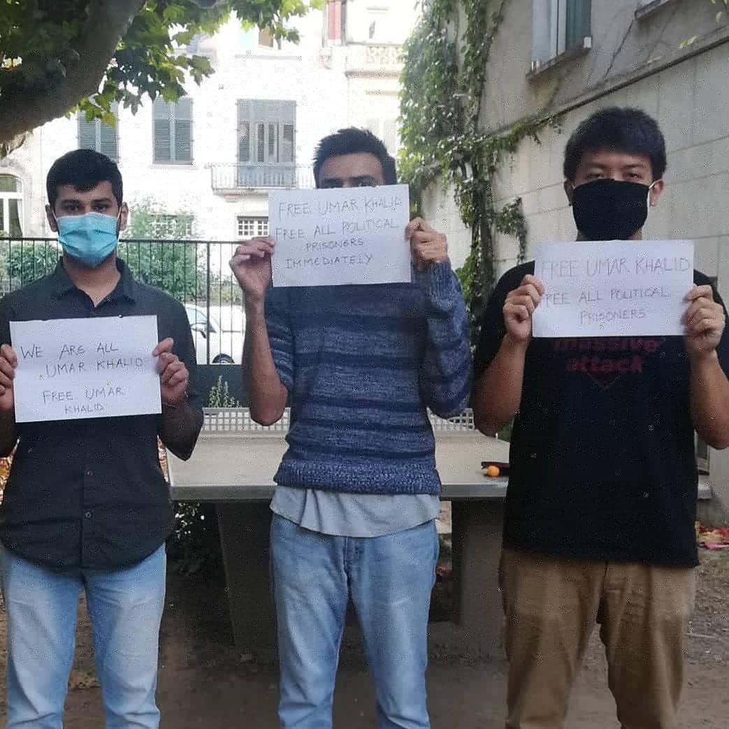 StandWithUmar's tweet photo. Students in Germany demand release of Umar Khalid and all political prisoners!!
#ReleaseAllPoliticalprisoners
#ReleaseUmarKhalid
#releaseumar
#releaseumarkhalid
#FreeAllPoliticalPrisoners
#freeallpoliticalprisioners
#StandWithUmarKhalid
#standwithumarkhalid https://t.co/t7UBqCVKqF