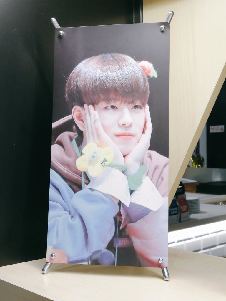 dreamyylix's tweet photo. thank you admins for organising this event!! really appreciate it :))
@elixir0922 #elixir0922
#HappySeungminDay in advance!! 🎂 https://t.co/eI6KQCrHE4
