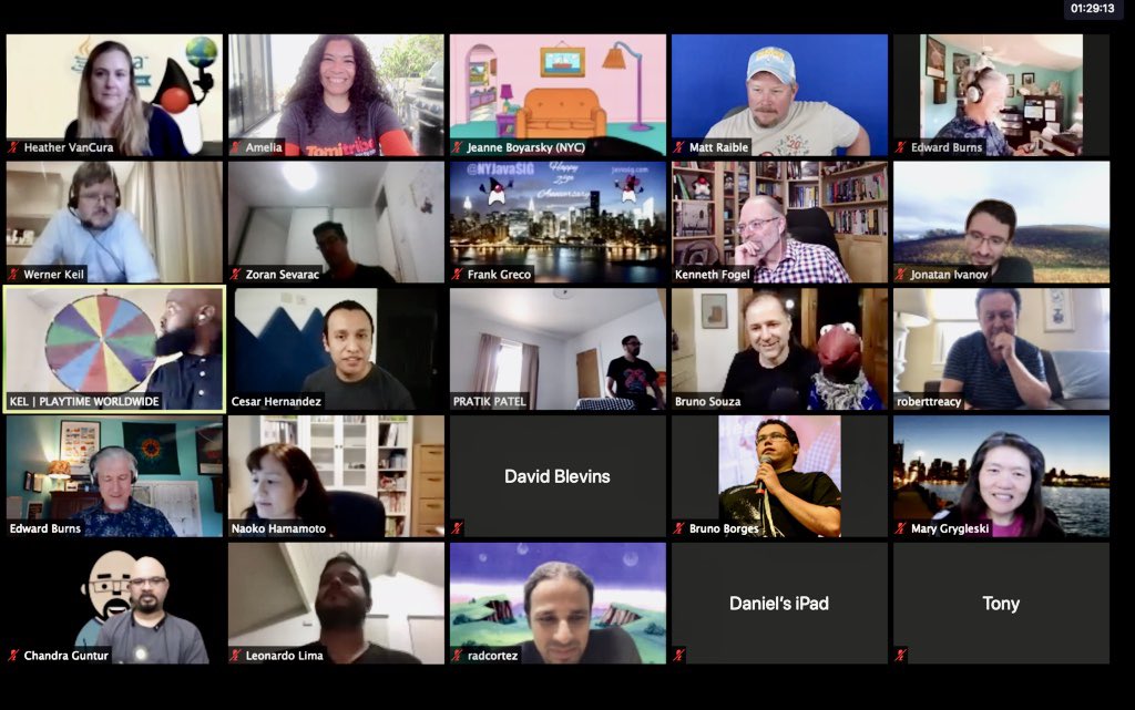 ameliaeiras's tweet photo. #JCPPartyAtHome 🥳🏡🔋: pulled everyone💙🧸🎡 into a super fun #SpinToWinGame 👌🏼 which conquered an extra 🎡💞 level of ⚓️#Community Engagement 🎯! #ThankYou @jcp_org PMO for bringing us together to celebrate @java from home! We are always #StrongerTogether #SharingIsCaring @java https://t.co/tNlTrGRcgd