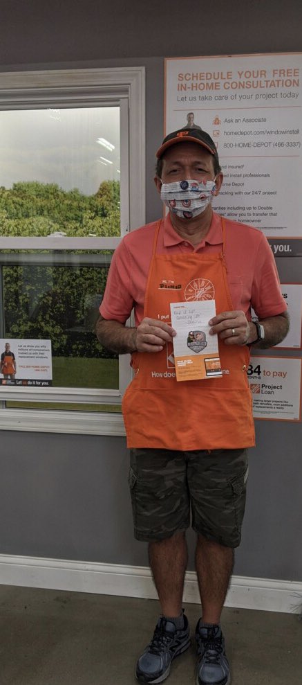 ashleypdaniel's tweet photo. Plinio showing off his new silver milestone badge, way to go! Thank you for your hard work and dedication! #d91moredoings #d91servicerecognition @AccAreta @guest_charles https://t.co/8l2tk8qr5f