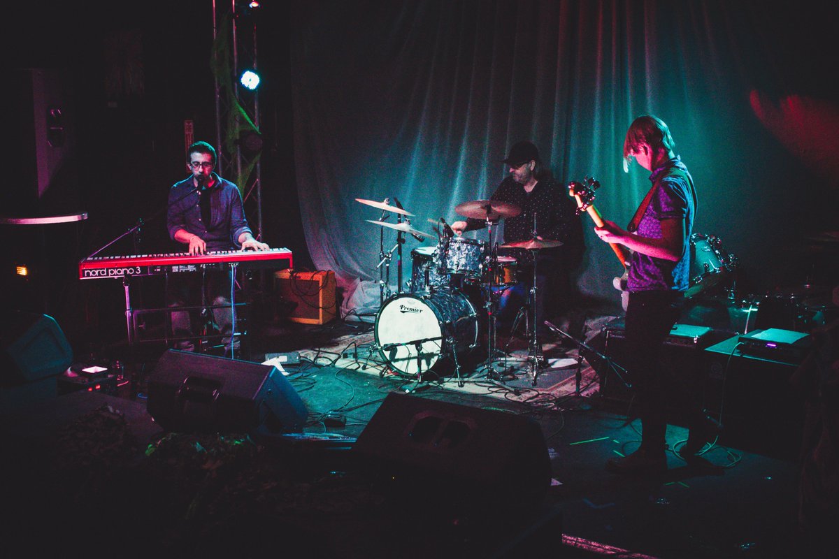 "Throwing it back to his songwriting roots, the EP explores both life’s danceable moments and times of soul-searching.”

Thank you for the love on the Pen EP, <a href="/HighlightZine/">Highlight Magazine</a>!💛 Check out the write up here: bit.ly/2ZRMlAJ