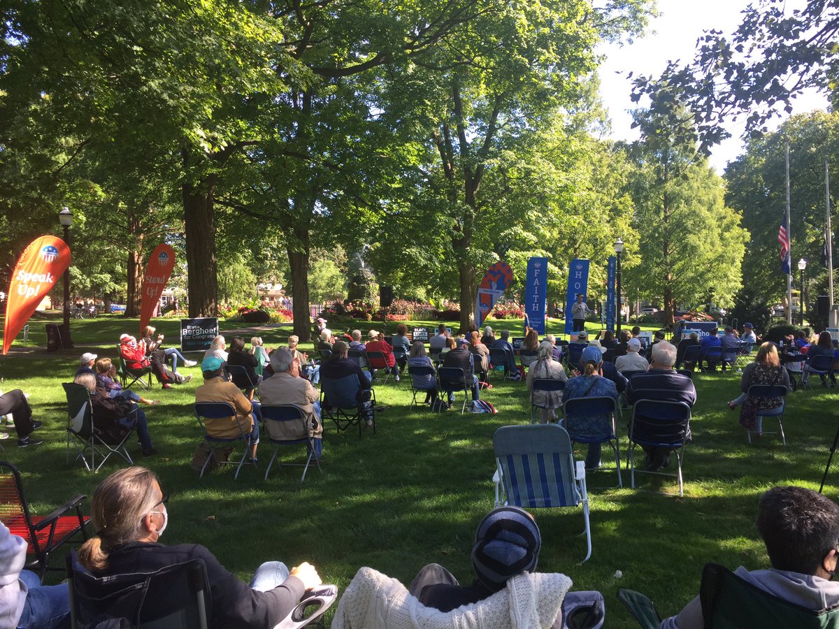 tapthomparker's tweet photo. Enjoying a beautiful ☀️ afternoon at the @VoteCommon rally at Centennial Park in Holland, MI. #faith #hope #love #votecommongood #Vote https://t.co/UHVCAM7pe0