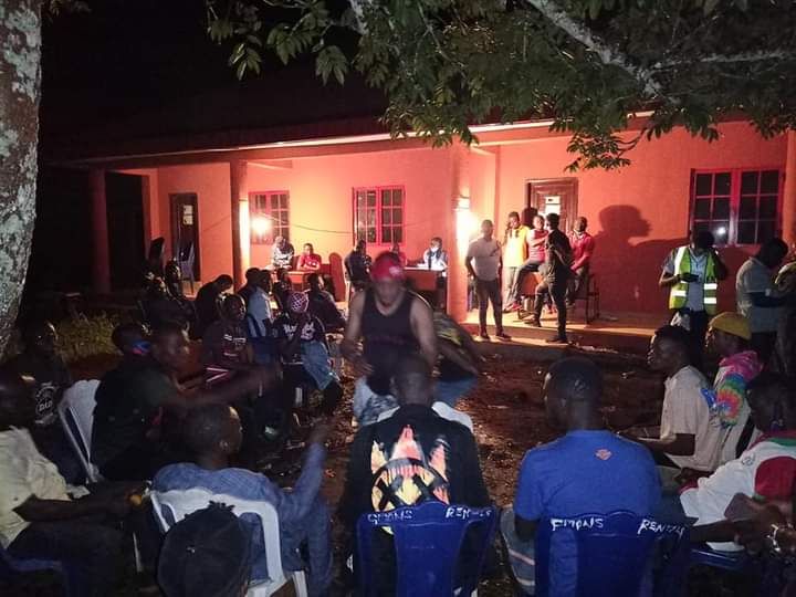 PDPGSF's tweet photo. God Bless Edo State Youths, for Standing and protect their Votes in Each word collection centre.
#GodMustWin https://t.co/vEt23OqrEu