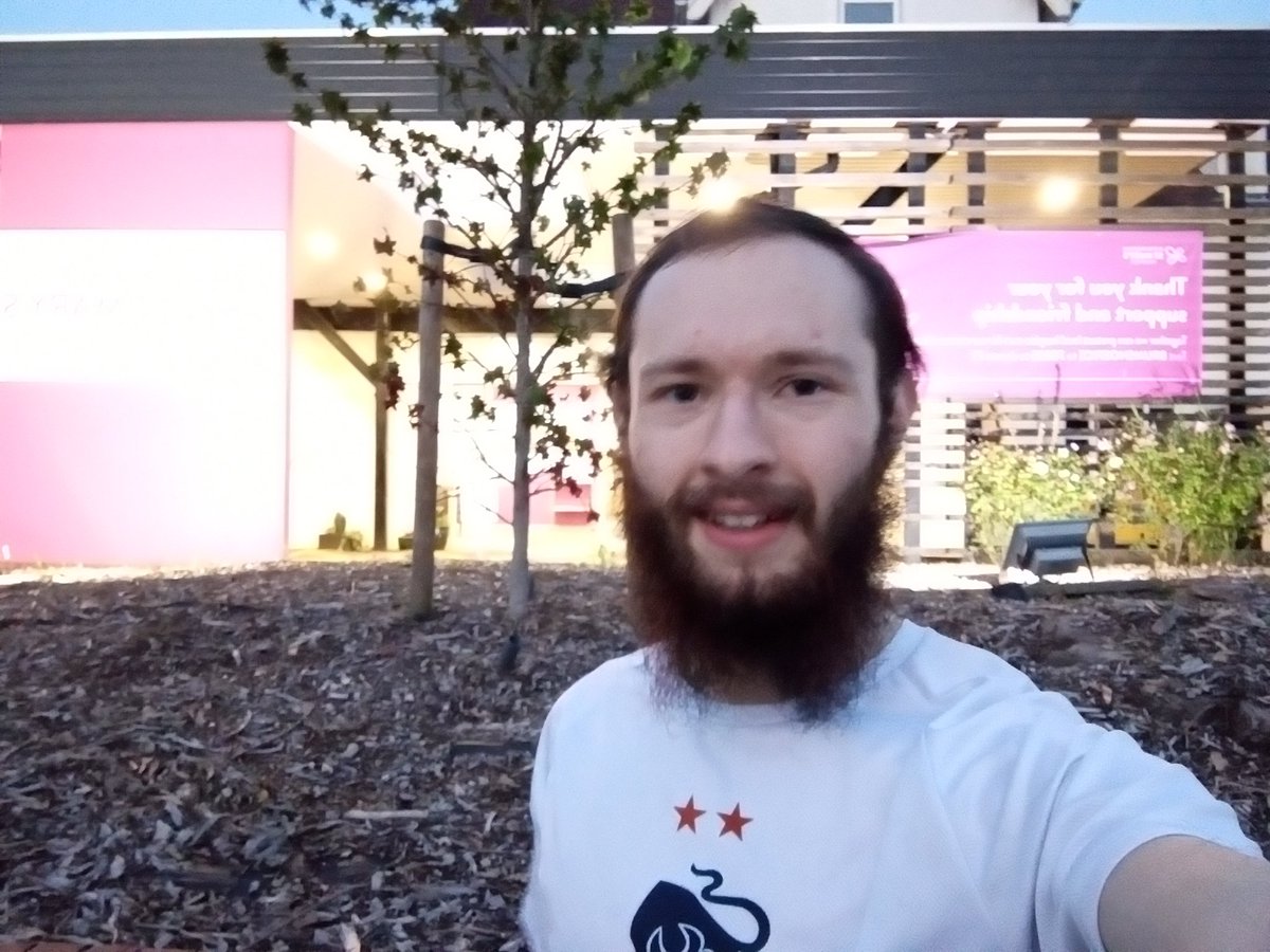 syddy966's tweet image. Ran 5k for @brumshospice 🏃🏻‍♂️
Don't let my pain be in vain - donate here:
justgiving.com/fundraising/bi…
#virtualchocolate @Brumdisc