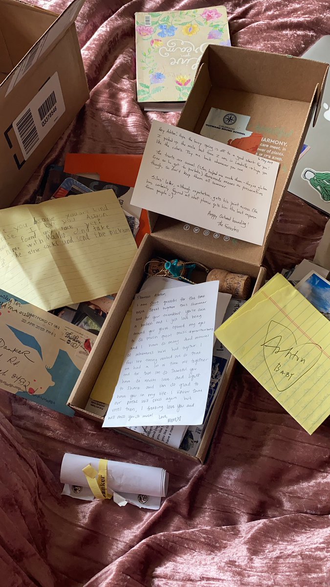 ashton_danker's tweet photo. Re-reading all my old letters from the past 2 years. 💕 p.s. I love letters! https://t.co/P4sEHyA60j