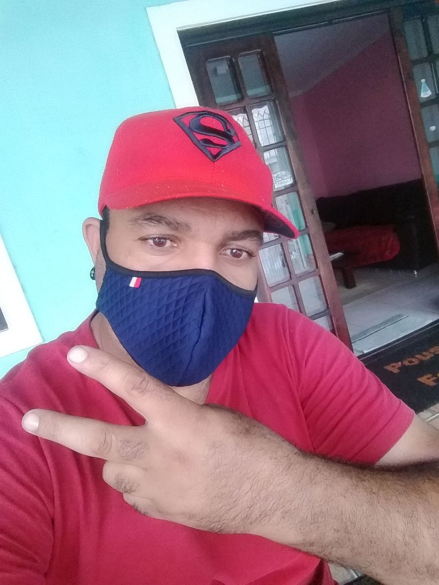 Utilizei a Camera360 para tirar uma foto foto, venha ver!