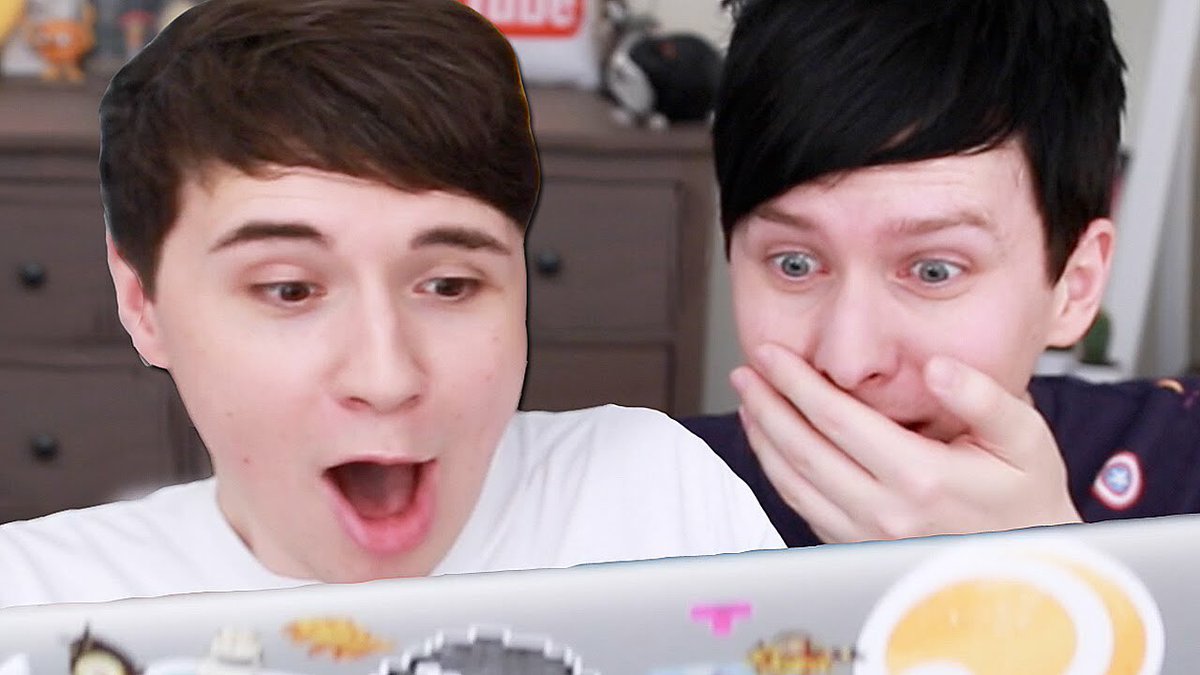 throwbackdnp's tweet photo. AmazingPhil uploaded: Dan and Phil React to #DAPGO Memes! - 4 years ago today (September 19th 2016) https://t.co/MJiNyoCtdl