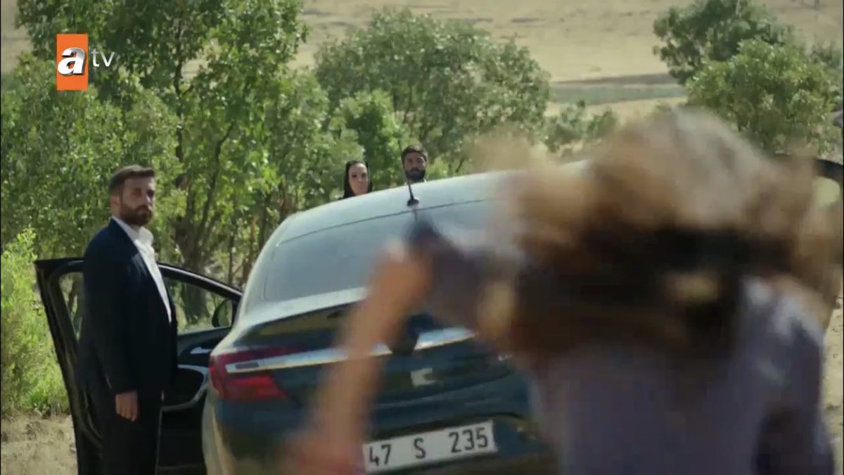 LET HER GO MAHMUT LET HER WHOOP AZIZE’S ASS  #Hercai