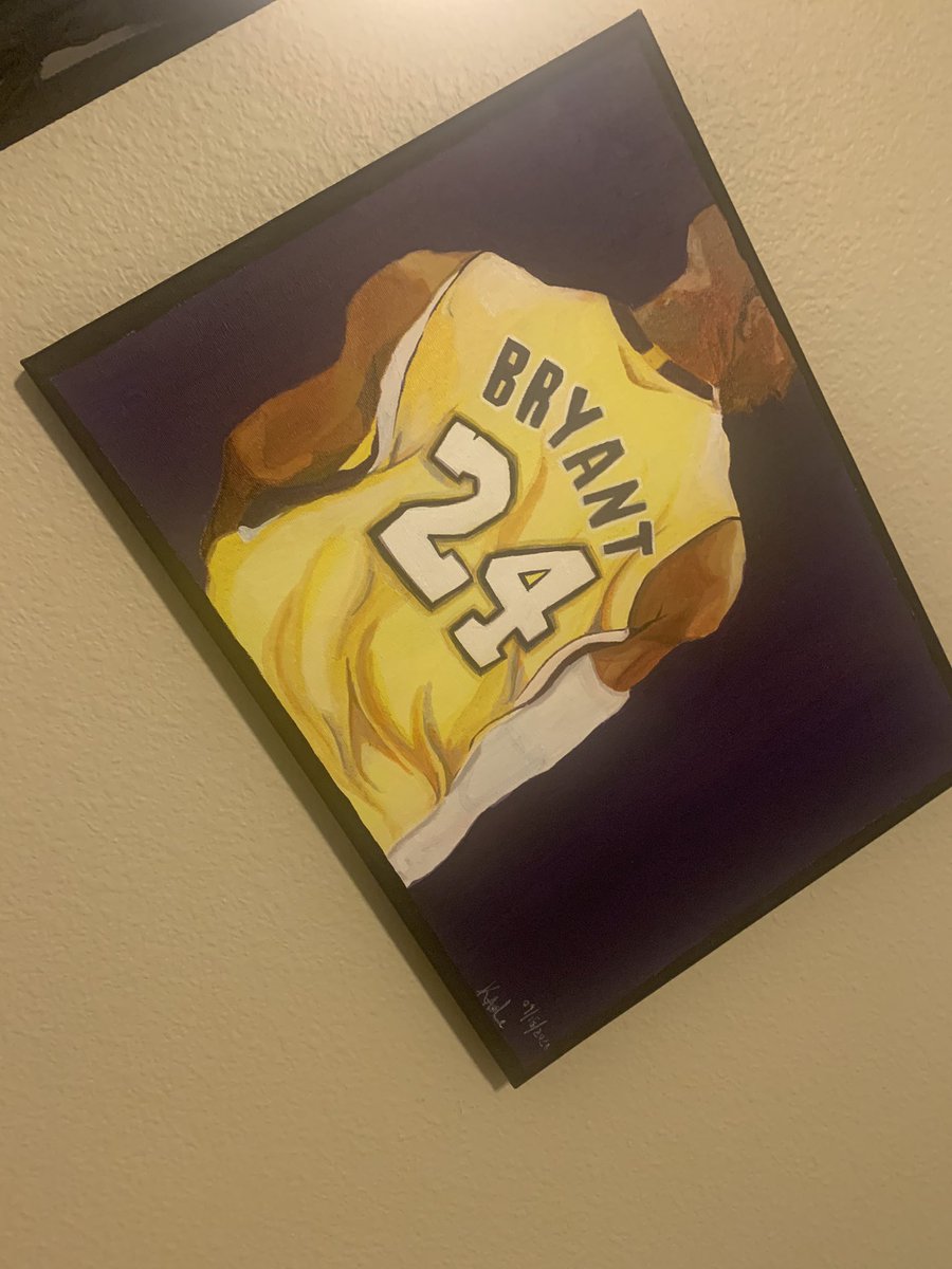 How dope is my sis making this for me for my birthday 🙏🏾 #RIPKobe https://t.co/x7u5huLKFy