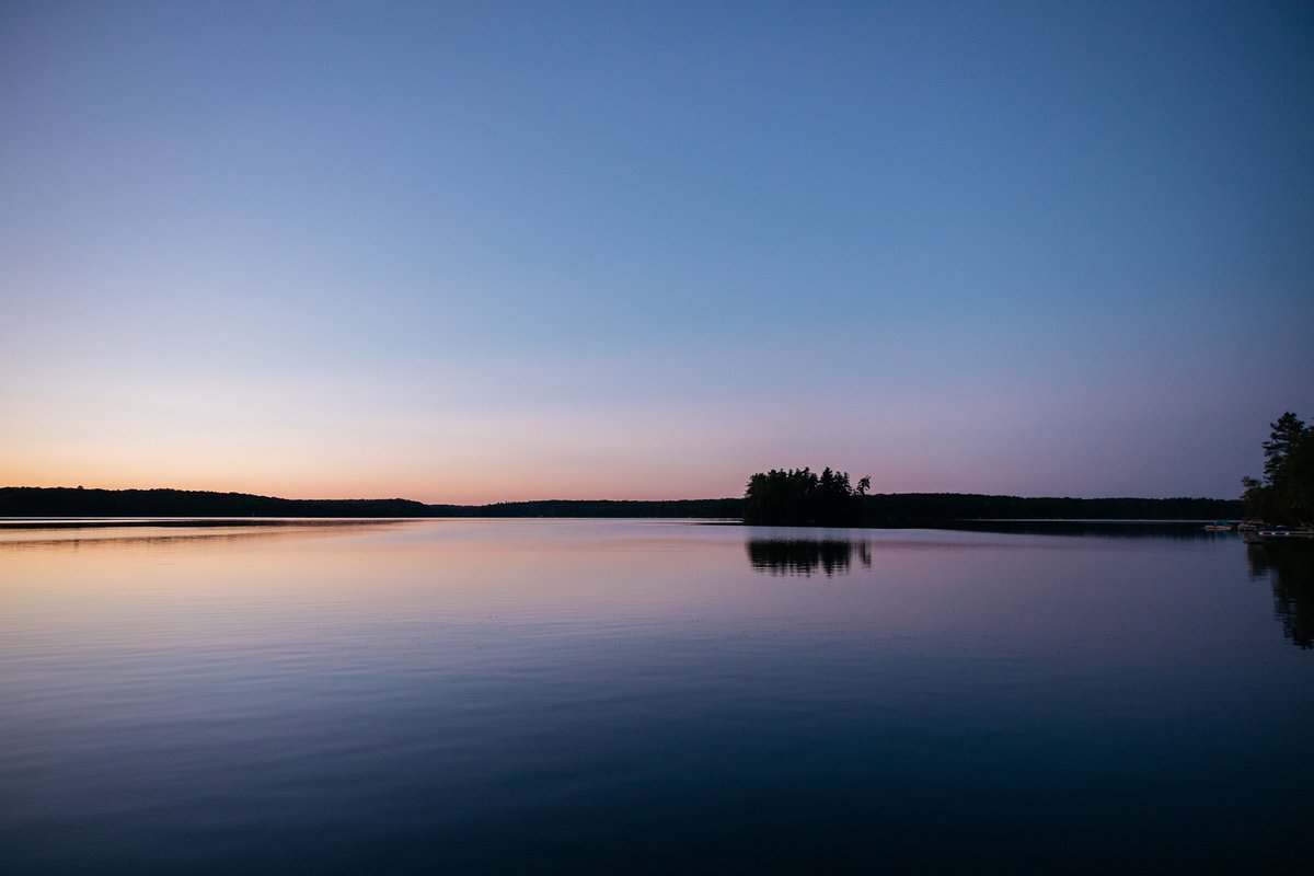 Happy anniversary to us! Thank you to our clients, partners, trades and families for the continued support. Thank you to everyone at Chandos for an incredible 40 years. We look forward to the next 40!

bit.ly/31PMXby 

#Chandos40 #ChandosLake #construction #collaboration